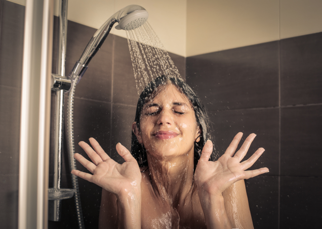 Las duchas de agua frĂa tienen numerosos beneficios. Pero hay que atreverse.